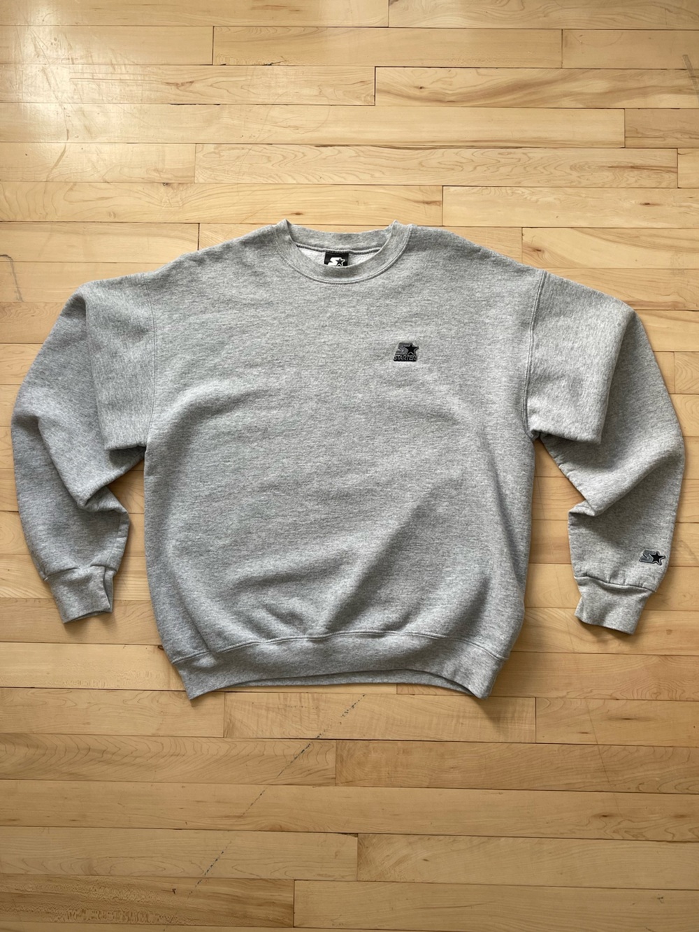 Vintage 90s - Y2K Grey STARTER Crewneck Sweatshirt